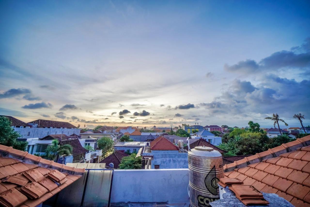 Padma Lodge Legian Семиняк Екстериор снимка